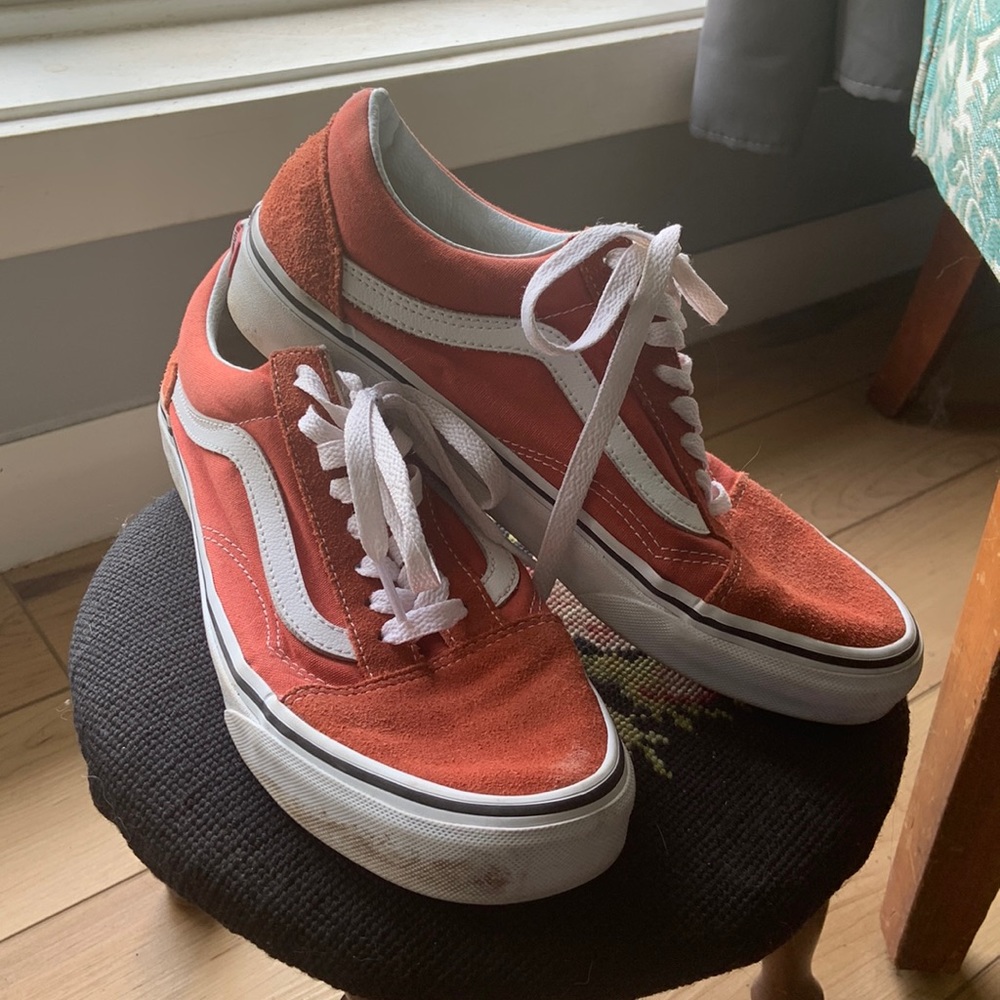 Vans Old Skool - Womens Size 9